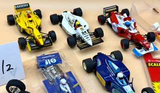 Lote Scalextric 2/2 Coches y Accesorios