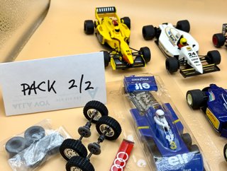 Lote Scalextric 2/2 Coches y Accesorios