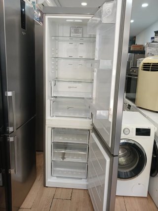 Frigorifero Whirlpool e Lavatrice Siemens