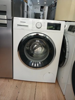 Frigorifero Whirlpool e Lavatrice Siemens