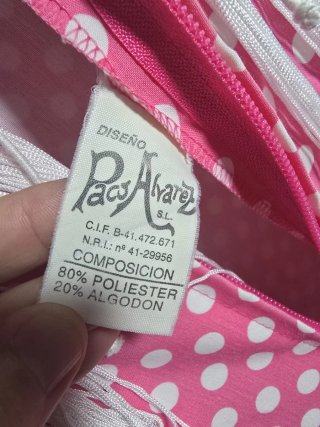 Traje de flamenca rosa y blanco