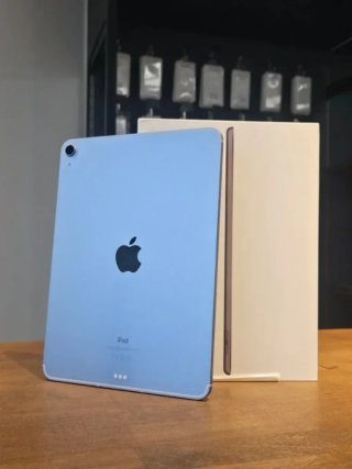 IPAD AIR 4TH GEN 64GB WIFI + CEL 99% BAT