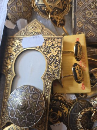 Lote Antigüedades Damasquinado Toledo