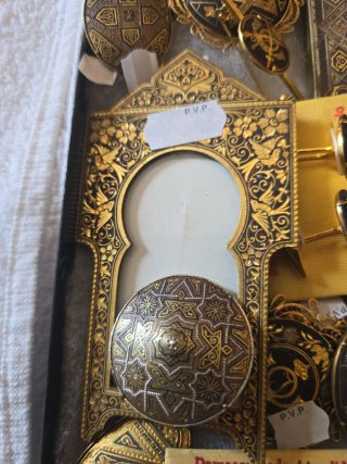 Lote Antigüedades Damasquinado Toledo