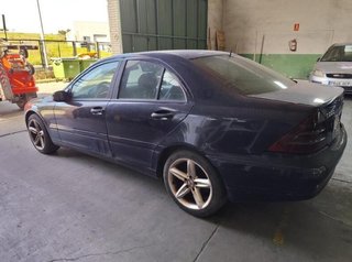 Colector mercedes-benz a61109037 clase 2.1 231311