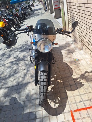 Royal Enfield Continental GT 650 Azul 2019