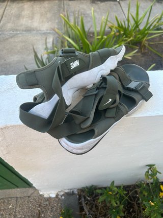 Sandalias Nike Trekking Verde Oliva