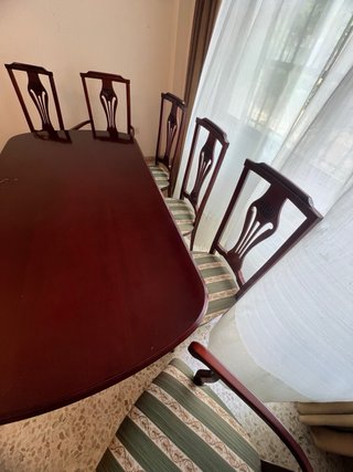 GRATIS ! Mesa de comedor con 6 sillas