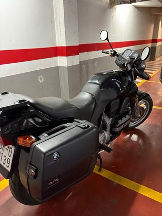 BMW K75 Touring con maletas