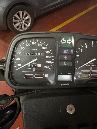 BMW K75 Touring con maletas