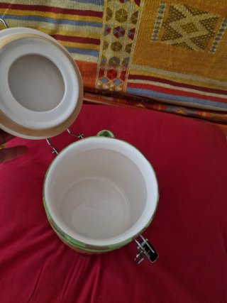 Barattolo ceramica con ciliegie