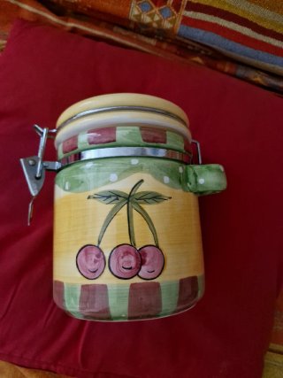 Barattolo ceramica con ciliegie