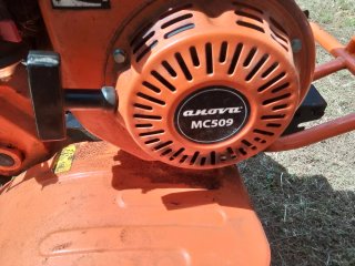 Motocultor con remolque