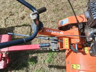 Motocultor con remolque