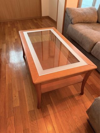 Mueble de salón actual y mesa a juego