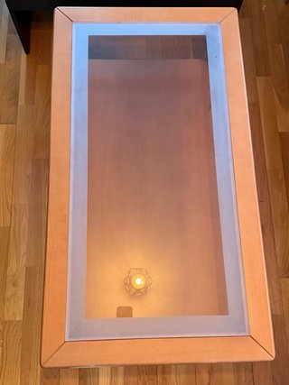 Mueble de salón actual y mesa a juego