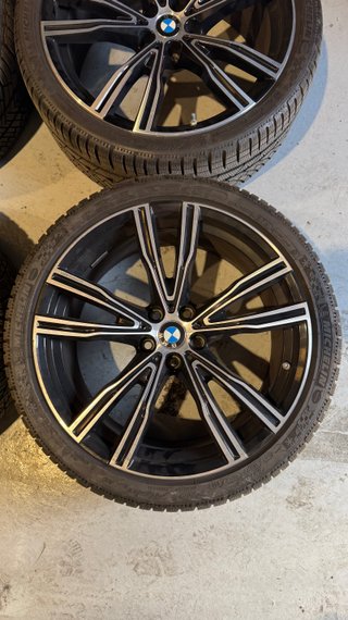 Llantas BMW Styling 730 20” originales + neumático
