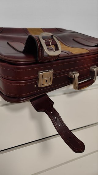 Maleta vintage de cuero