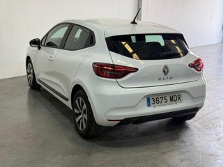 Renault Clio 2023