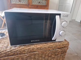 Microondas Grill Bas Electric - Como Nuevo