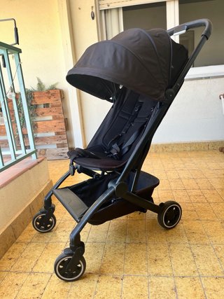 Cochecito Joolz Aer. Silla de paseo color Negro.