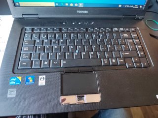 Portátil Toshiba Negro