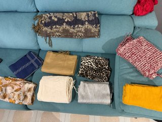 Bufandas y pañuelos varios