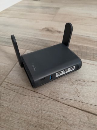 Gl.Inet Slate AX (AXT1800) Router WiFi 6