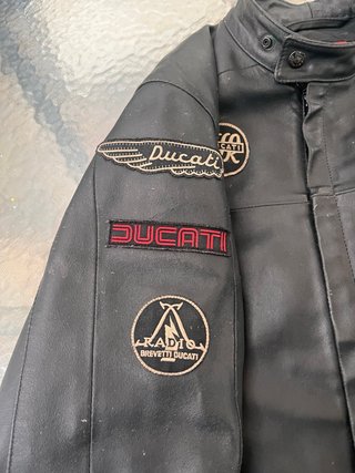 Chaqueta Ducati