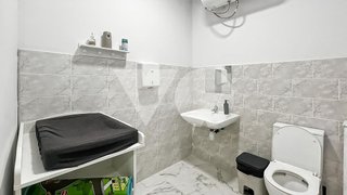 Local comercial en venta en Vista Alegre en Madrid