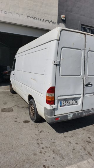 Mercedes-Benz Sprinter 2003