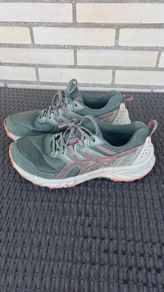Zapatillas Asics Trail Running Gel Venture 9/T43.5