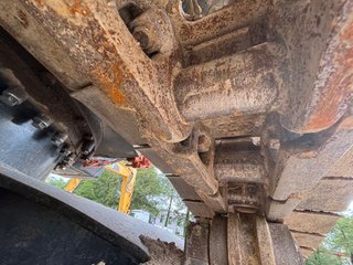 EXCAVADORA CADENAS HITACHI ZX300LCN-7