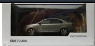 SEAT TOLEDO MK4 GRIS ESCALA 1:43