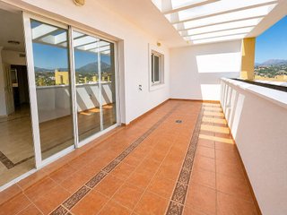 Piso en alquiler en Los Naranjos - Las Brisas en Marbella