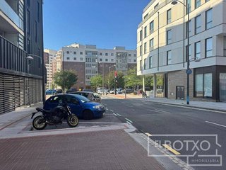 Garaje en venta en Ametzola en Bilbao