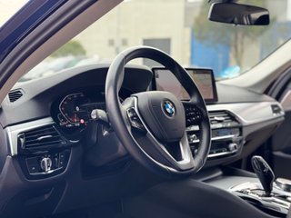 BMW 520dA TOURING G31.