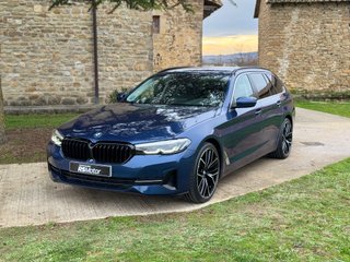 BMW 520dA TOURING G31.