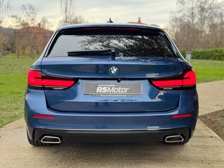 BMW 520dA TOURING G31.