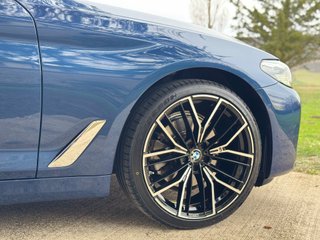 BMW 520dA TOURING G31.