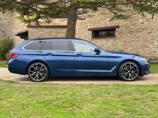 BMW 520dA TOURING G31.