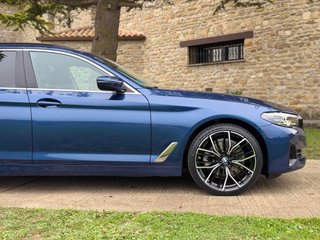 BMW 520dA TOURING G31.