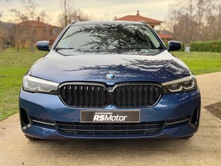 BMW 520dA TOURING G31.