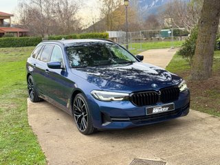 BMW 520dA TOURING G31.