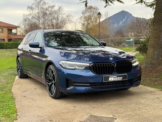 BMW 520dA TOURING G31.