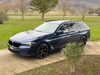 BMW 520dA TOURING G31.