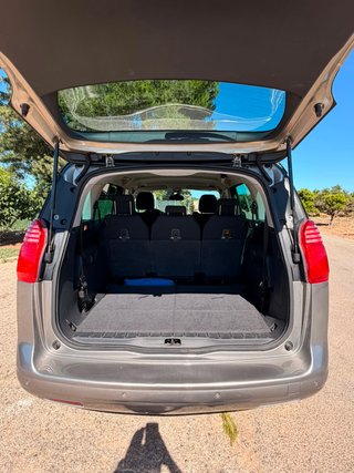 Peugeot 5008 2014