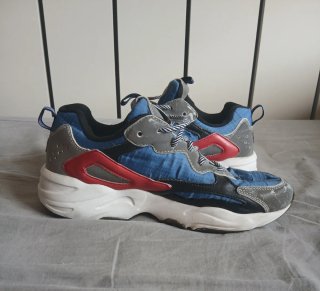 Zapatillas Fila Ray Tracer Rojas y Azules