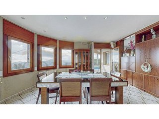 Chalet en venta en Corbera de Llobregat