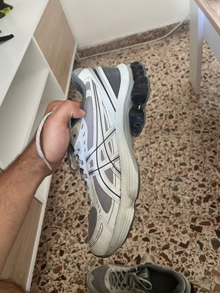 Asics Gel Kinetic Gris Blanco
